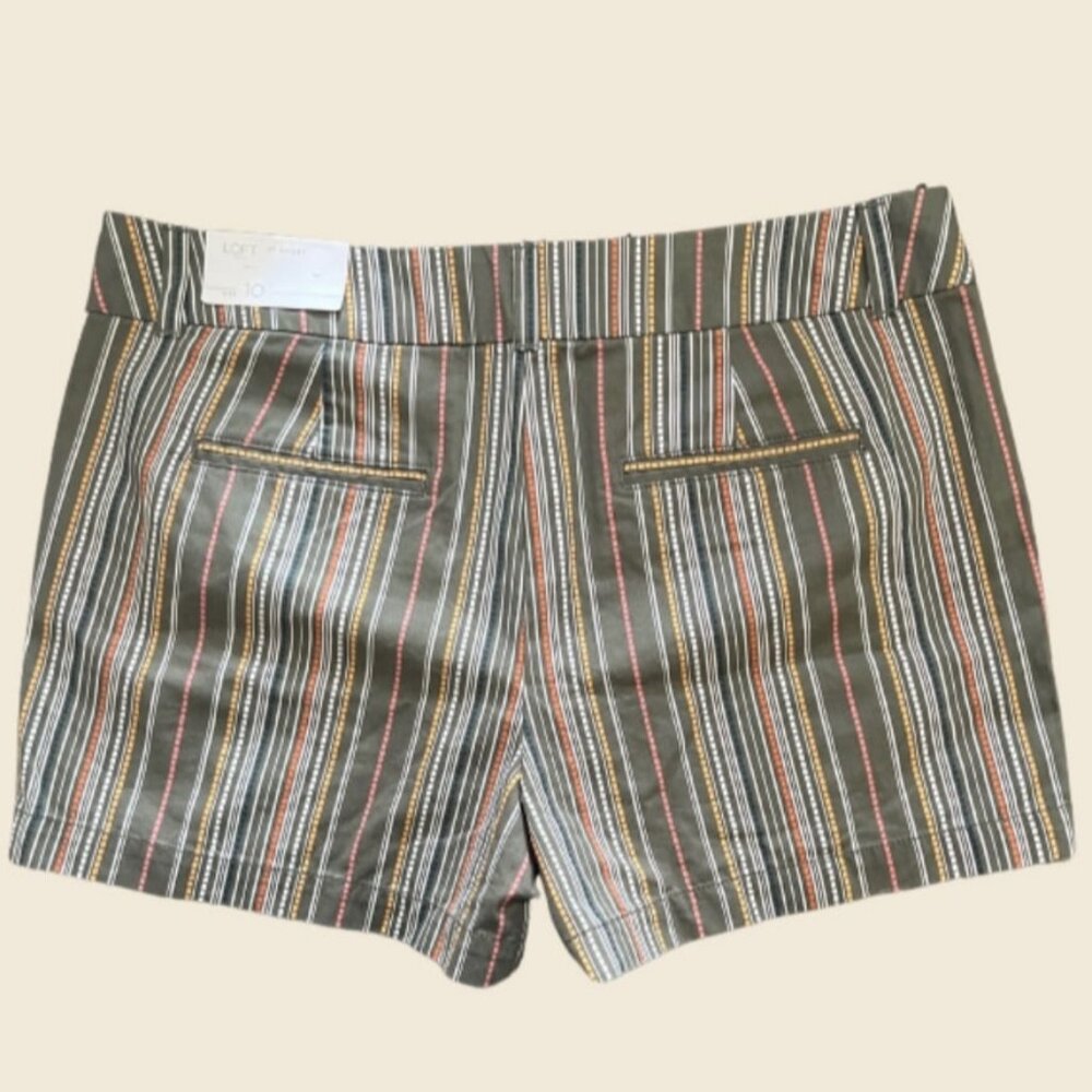LOFT NWT Chino Style Striped Shorts 4” Short Size 10 - Picture 3 of 3